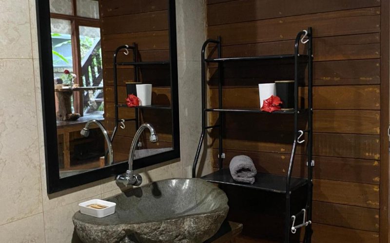 deluxe-apartment-694142845