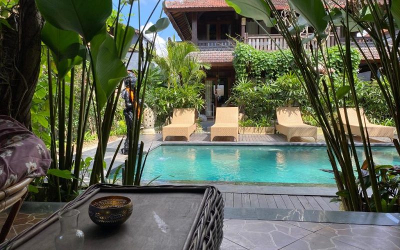 deluxe-apartment-694144142