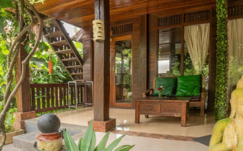 deluxe-apartment-718342319