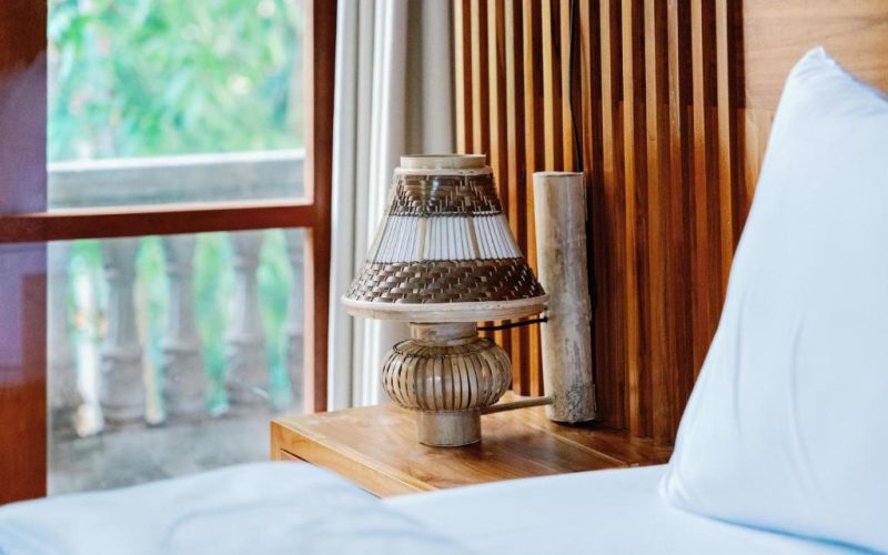 small-double-room-743343211