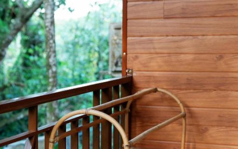 small-double-room-743343295