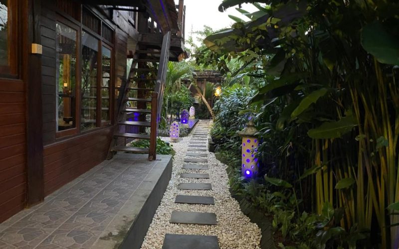 superior-apartment-694141867