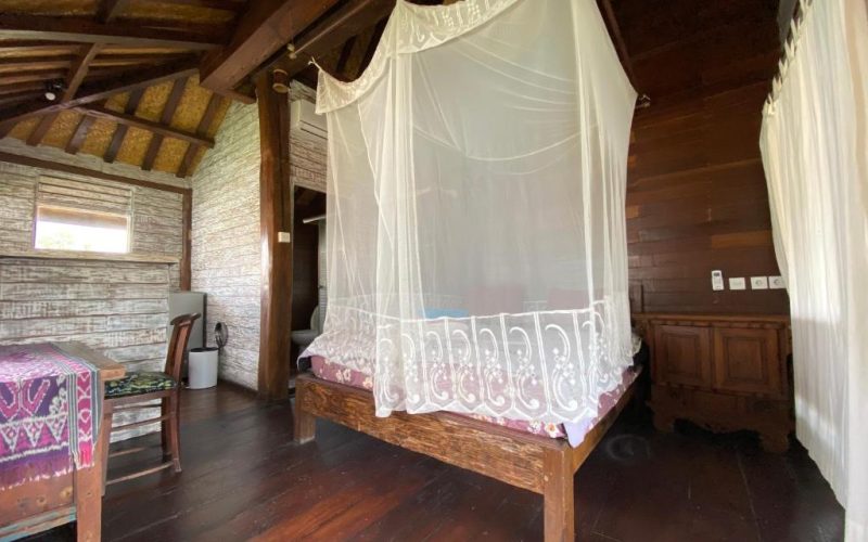 superior-apartment-694146173