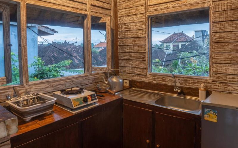 superior-apartment-718338061